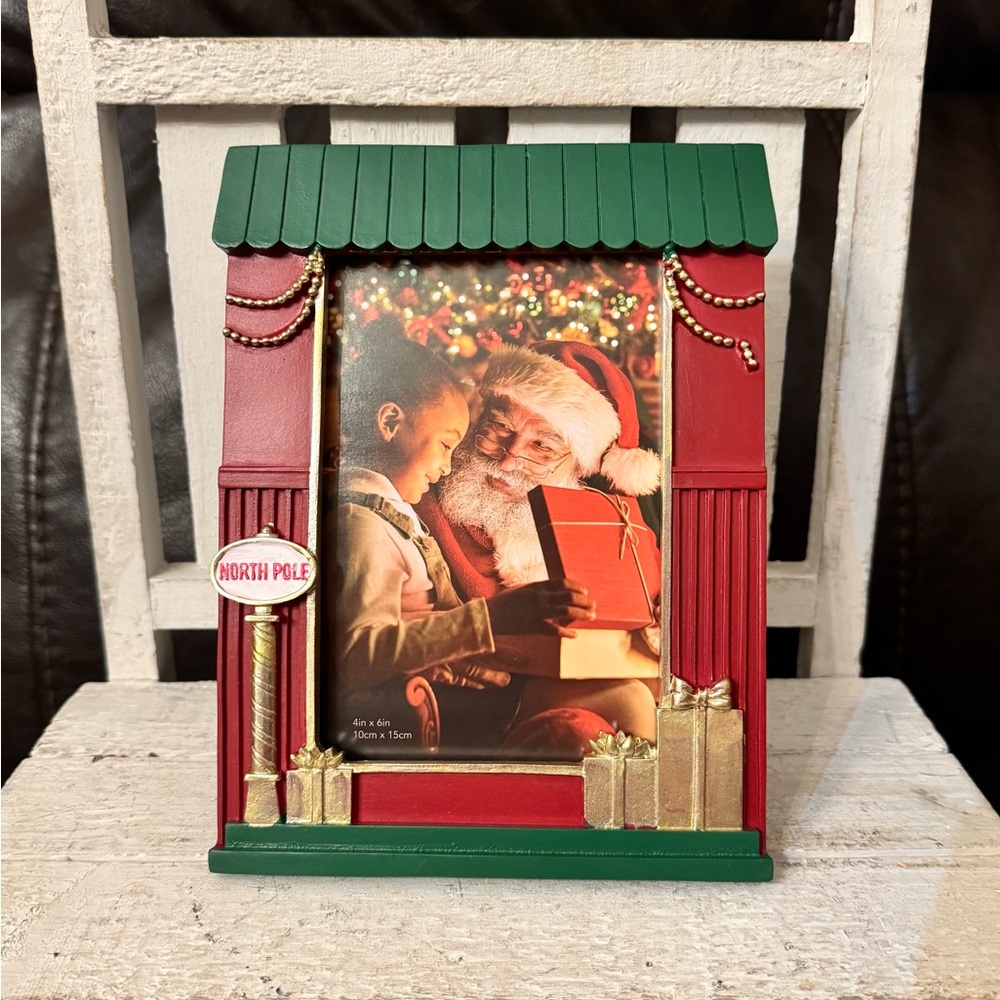 Festive Red and Green Christmas Photo Frame